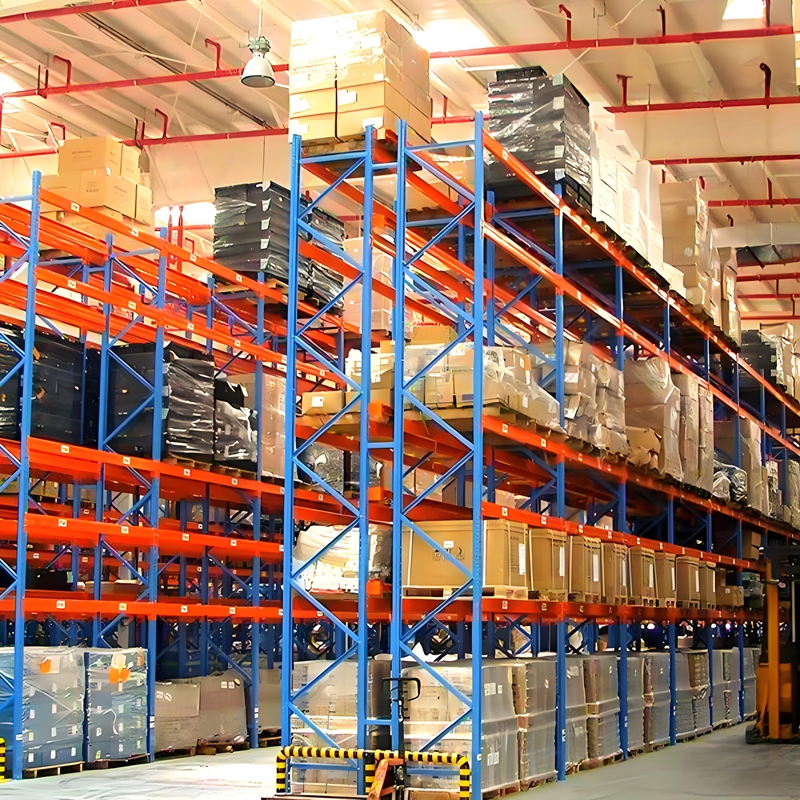 Estructura de perfiles de acero para almacenamiento logístico