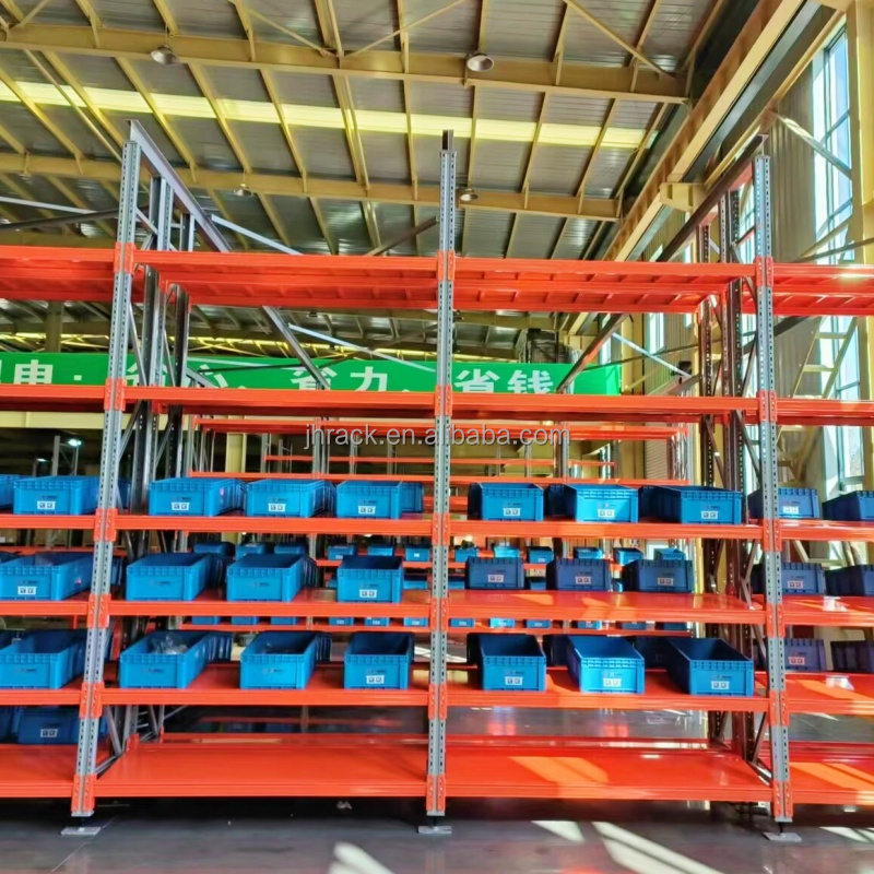 Estantería industrial de acero de gran envergadura para almacén, estantes apilables de carga media, estanterías sin tornillos en venta.