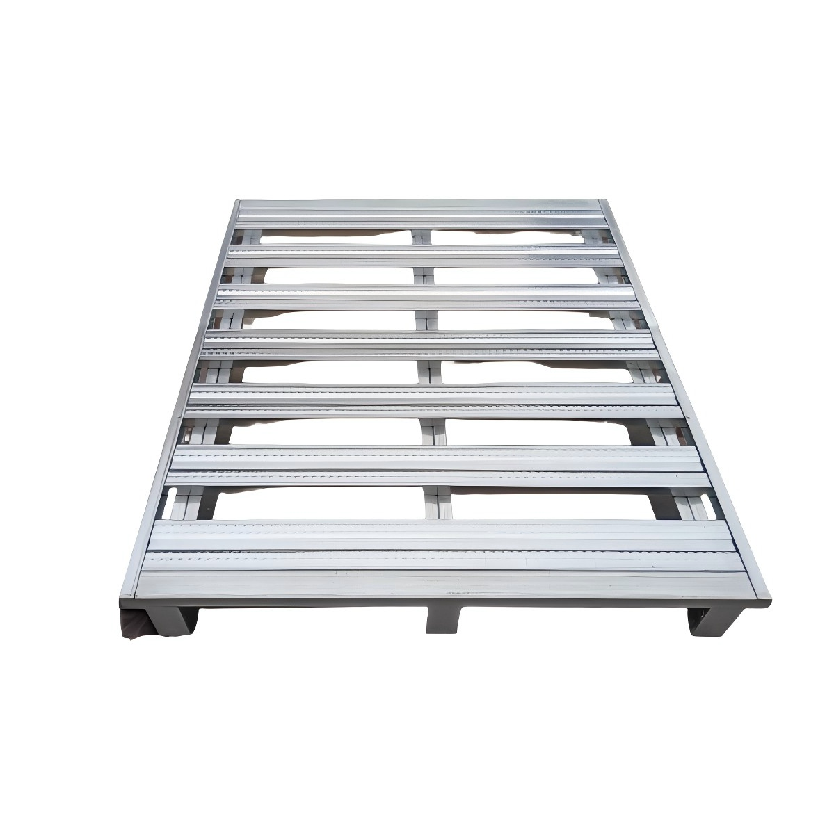 Estanterías industriales de alta resistencia para palets, fabricadas en HDPE, para manipulación de materiales, transferencia y almacenamiento con carretillas elevadoras, capacidad de 800 kg a 4000 kg.