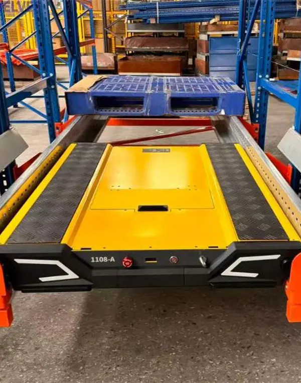 Sistema Radio Shuttle para cámara frigorífica de piñas en Malasia