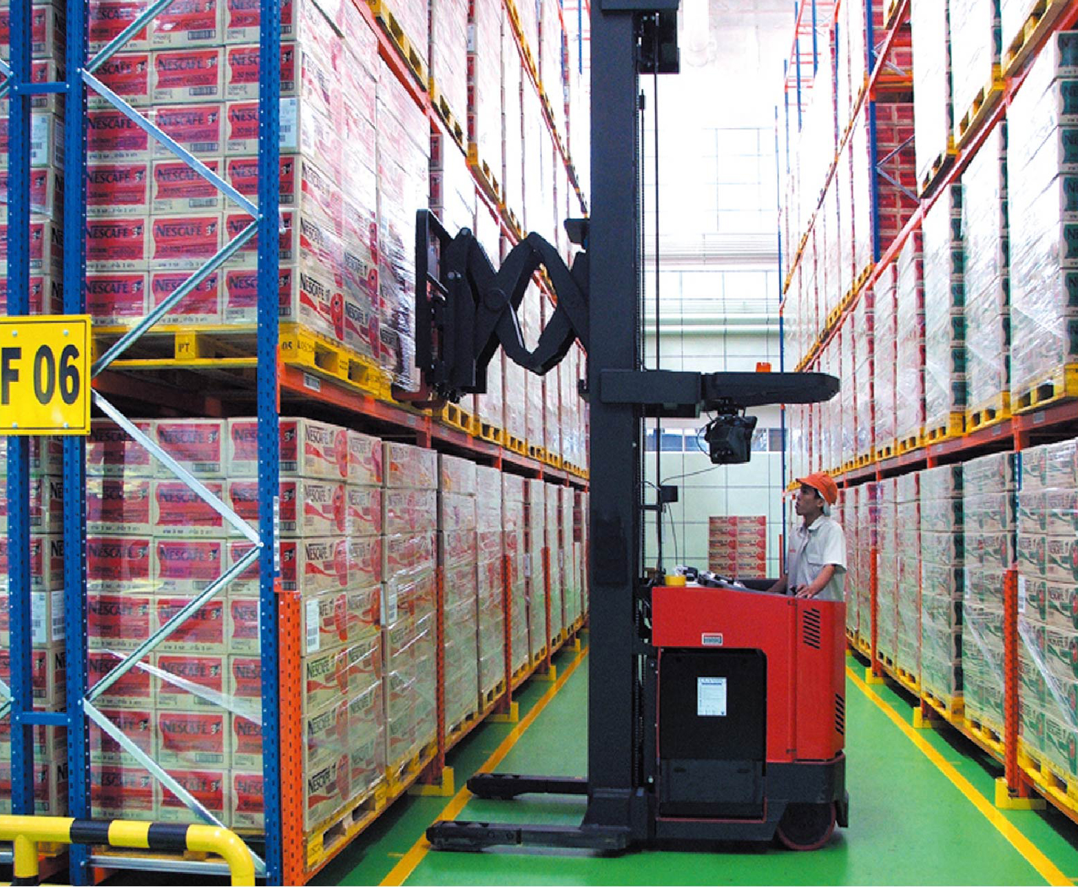 Detalle de montaje y capacidad de almacenamiento