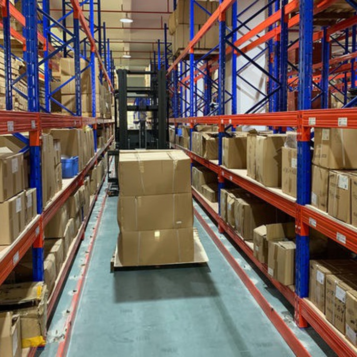 Estanterías de almacenamiento de alta resistencia a precio mayorista, estanterías apilables para almacén, estanterías selectivas de acero para palets, estanterías de alta resistencia en venta.